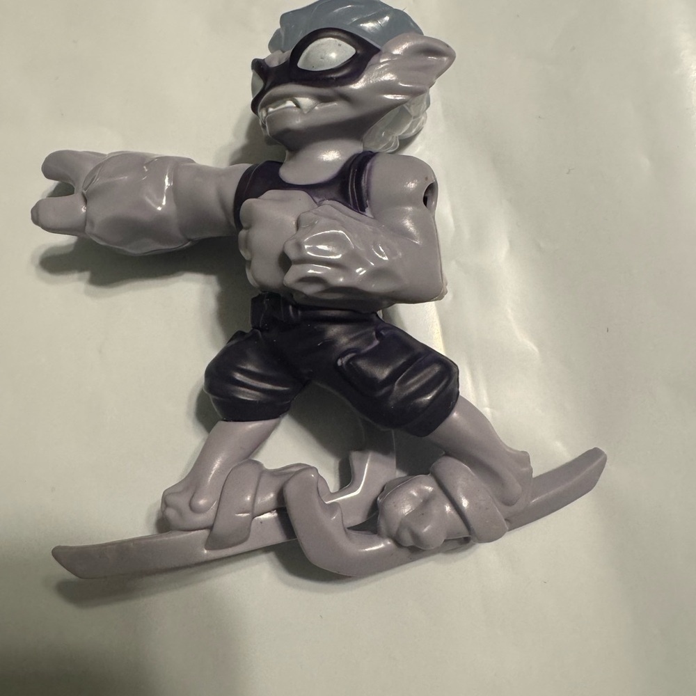 Skylanders Swap Force Freeze Blade Activision McDonalds 3" Toy Figure 2014